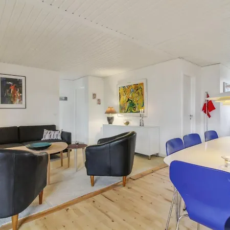 Erle - 1-5km From The Sea In Nw Jutland By Interhome *