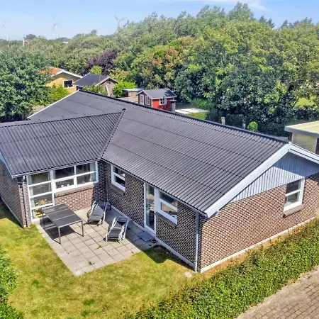 Erle - 1-5km From The Sea In Nw Jutland By Interhome * Skagen